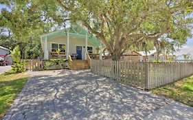 St Augustine Beach Cottage Walk To Water!